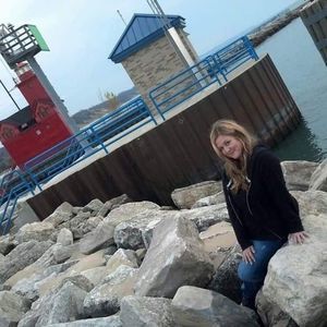 Meet your Posher, Jennifer